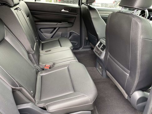 Used 2020 Volkswagen Atlas Cross Sport SE AWD/4WD image 23