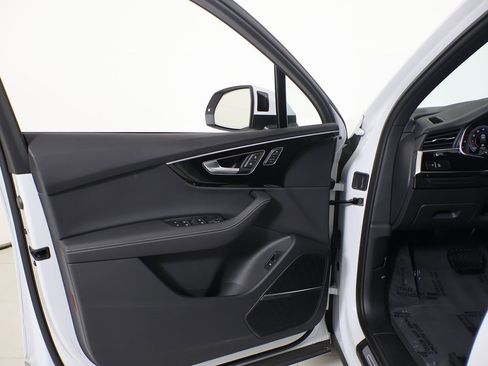 Used 2025 Audi Q7 3.0T Premium Plus w/ Premium Plus Package image 23