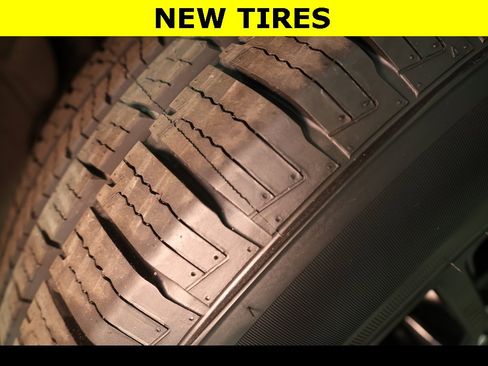 Used 2022 GMC Sierra 1500 Elevation image 6