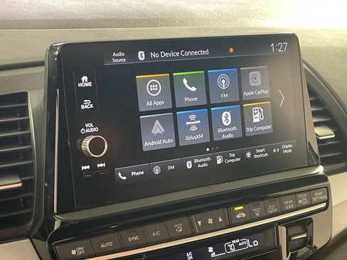 Used 2025 Honda Odyssey Sport-L image 17