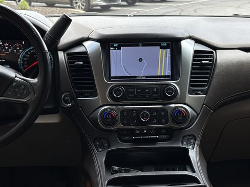 Used 2020 Chevrolet Tahoe Premier w/ Premier 6.2L Value Package image 30