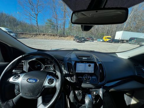 Used 2016 Ford Escape Titanium AWD/4WD image 14