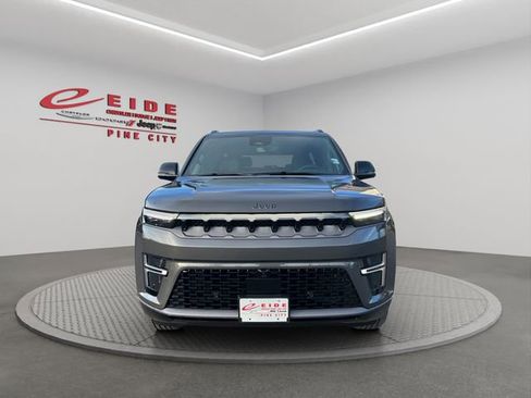 New 2026 Jeep Grand Wagoneer Limited w/ Convenience Group I image 8