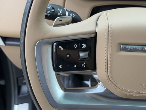 New 2025 Land Rover Range Rover SE image 18