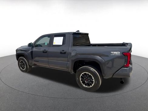 Used 2025 Toyota Tacoma TRD Off-Road AWD/4WD image 10