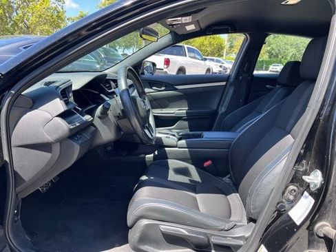 Used 2021 Honda Civic Sport image 7