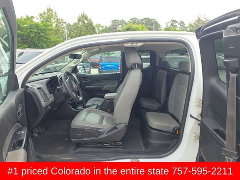 Used 2020 Chevrolet Colorado W/T w/ WT Convenience Package RWD image 9