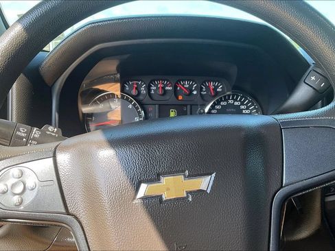 Used 2019 Chevrolet Silverado 2500 W/T w/ WT Convenience Package AWD/4WD image 11