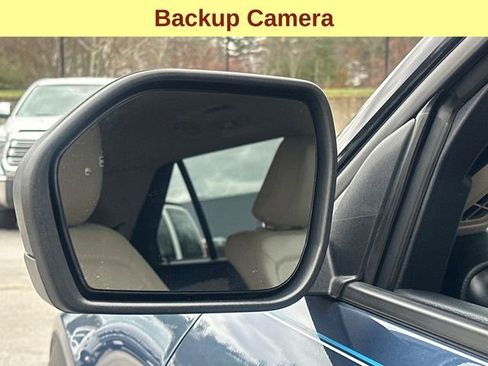 Used 2020 Ford Explorer XLT w/ Equipment Group 202A image 8