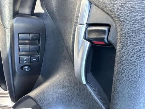 Certified 2024 Toyota Camry SE image 8