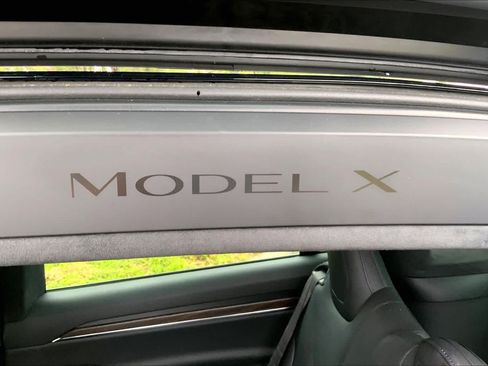 Used 2023 Tesla Model X AWD/4WD image 9