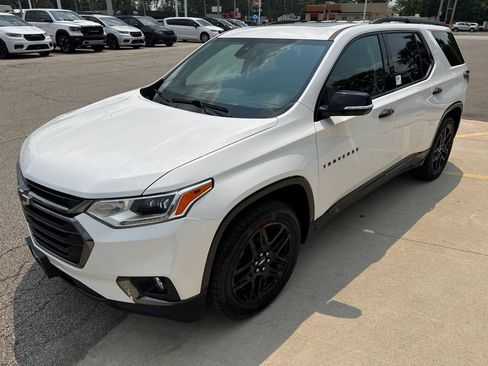 Used 2020 Chevrolet Traverse Premier w/ Redline Edition AWD/4WD image 10