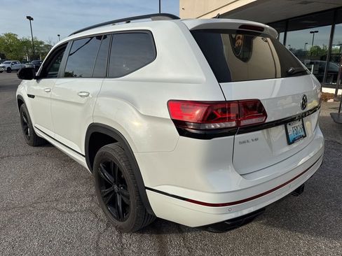 Used 2023 Volkswagen Atlas SEL R-Line image 12