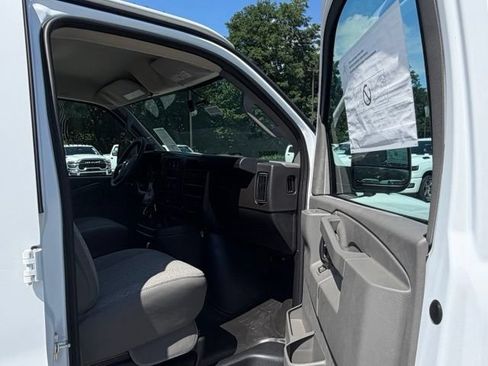 New 2026 Chevrolet Express 2500 w/ Driver Convenience Package RWD image 25