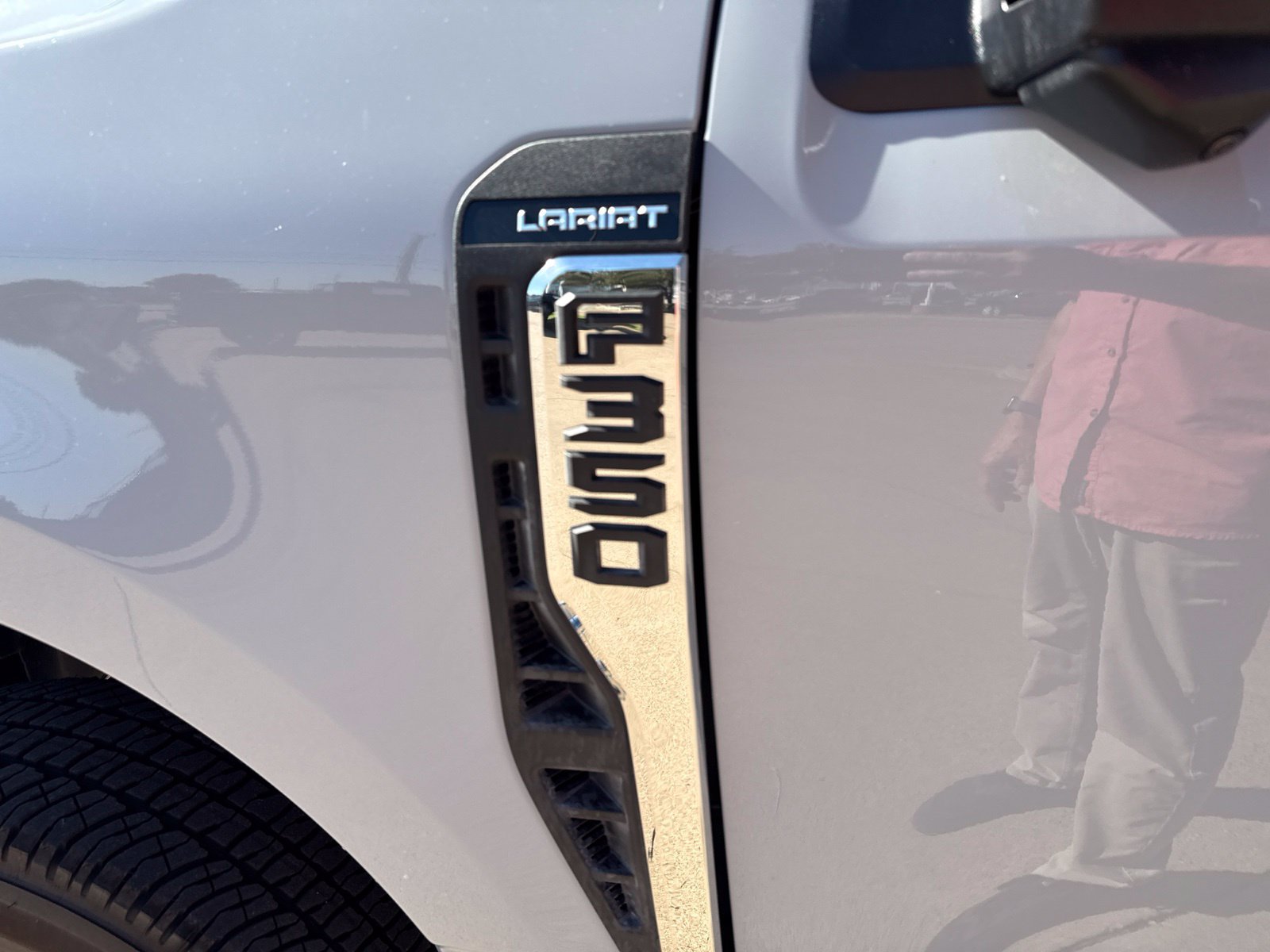Used 2026 Ford F350 Lariat w/ Lariat Premium Package AWD/4WD image 13