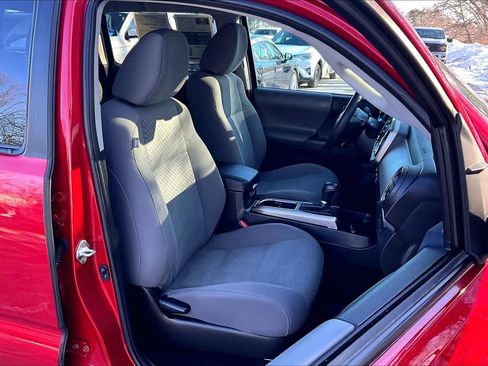 Certified 2023 Toyota Tacoma SR5 image 8