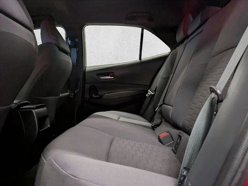 Used 2021 Toyota Corolla SE image 17