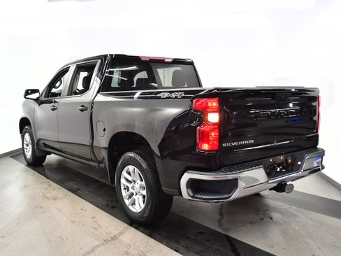 Used 2023 Chevrolet Silverado 1500 LT image 8