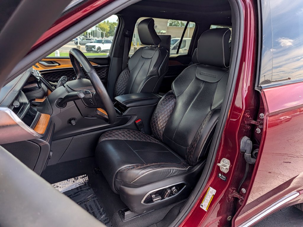 Certified 2023 Jeep Grand Cherokee L Summit AWD/4WD image 12