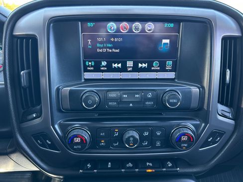 Used 2017 GMC Sierra 1500 SLT image 26