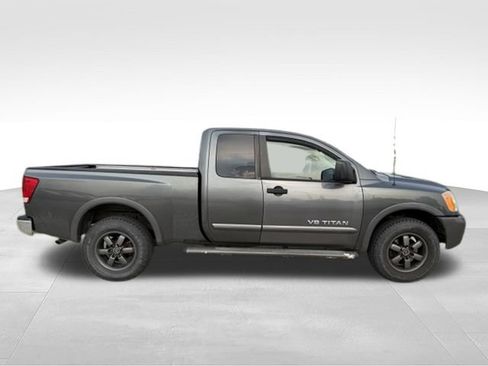 Used 2008 Nissan Titan SE AWD/4WD image 8