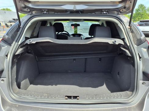 Used 2014 Ford Focus SE w/ SE Winter Package FWD image 18