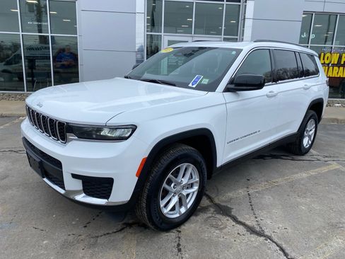 Used 2025 Jeep Grand Cherokee L Laredo w/ Trailer Tow Package AWD/4WD image 2