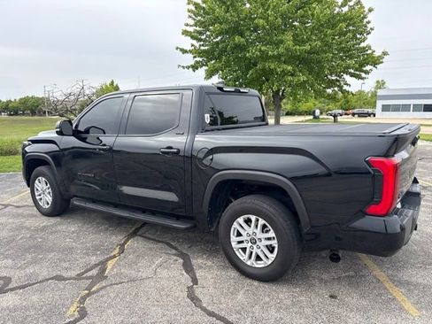 Used 2024 Toyota Tundra SR5 w/ SR5 Convenience Package AWD/4WD image 4