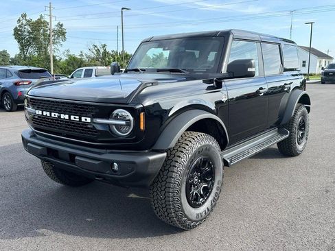 New 2025 Ford Bronco Outer Banks w/ Sasquatch Package image 4