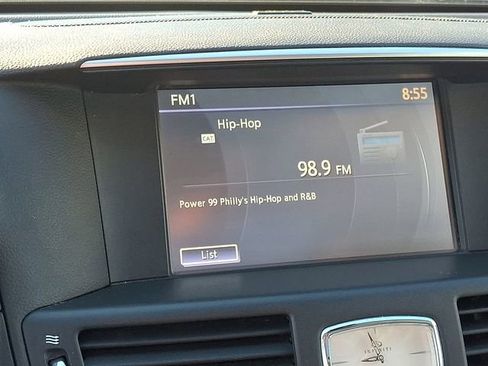 Used 2017 INFINITI Q70 L 3.7 image 20