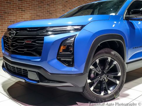 New 2026 Chevrolet Equinox RS w/ Safety and Technology Package FWD image 3