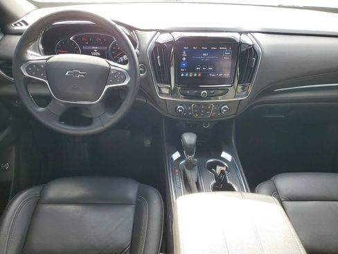 Used 2023 Chevrolet Traverse LT w/ Midnight/Sport Edition image 24