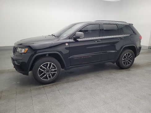 Used 2021 Jeep Grand Cherokee Trailhawk w/ Trailhawk Luxury Group image 2