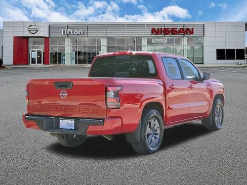 Certified 2025 Nissan Frontier SV w/ SV Convenience Package RWD image 4
