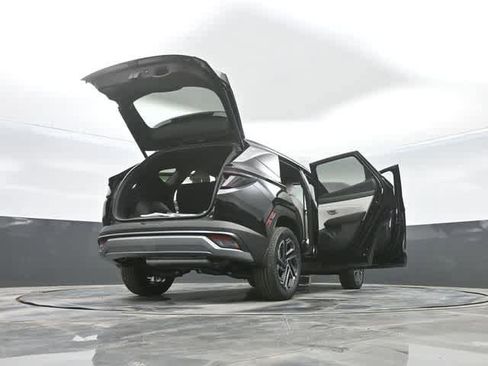 New 2026 Hyundai Tucson Limited image 44