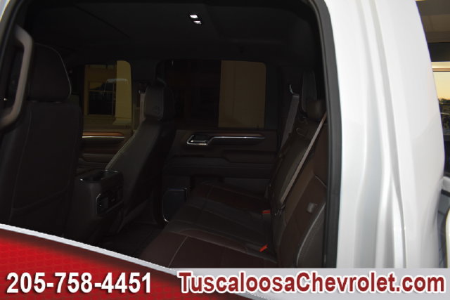 Used 2024 GMC Sierra 2500 Denali w/ Technology Package AWD/4WD image 24