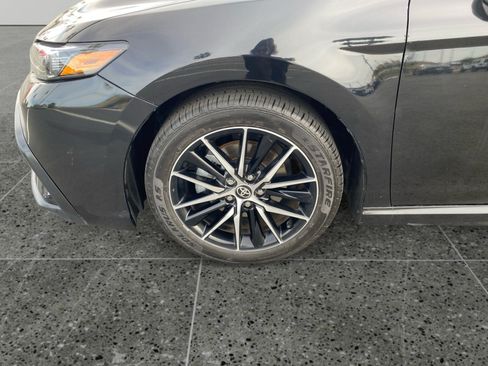Used 2024 Toyota Camry SE FWD image 14