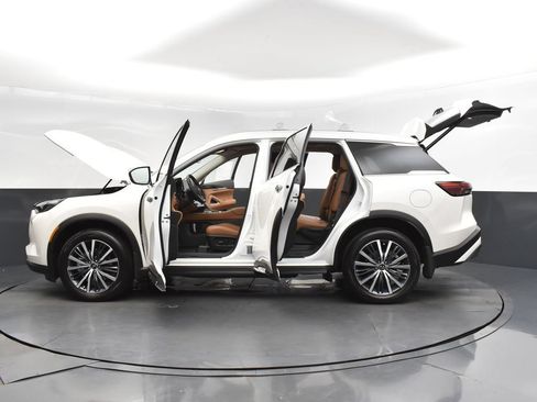 Used 2025 INFINITI QX60 Sensory w/ Vision Package AWD/4WD image 49