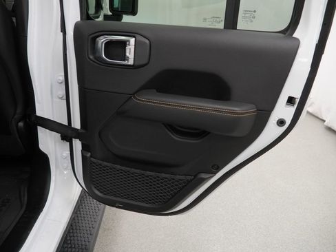 New 2026 Jeep Wrangler Sahara image 31