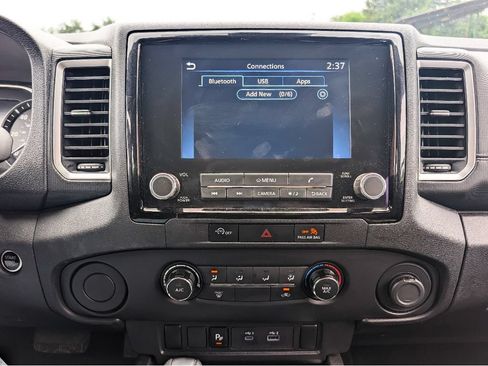 Used 2023 Nissan Frontier SV w/ Technology Package RWD image 27