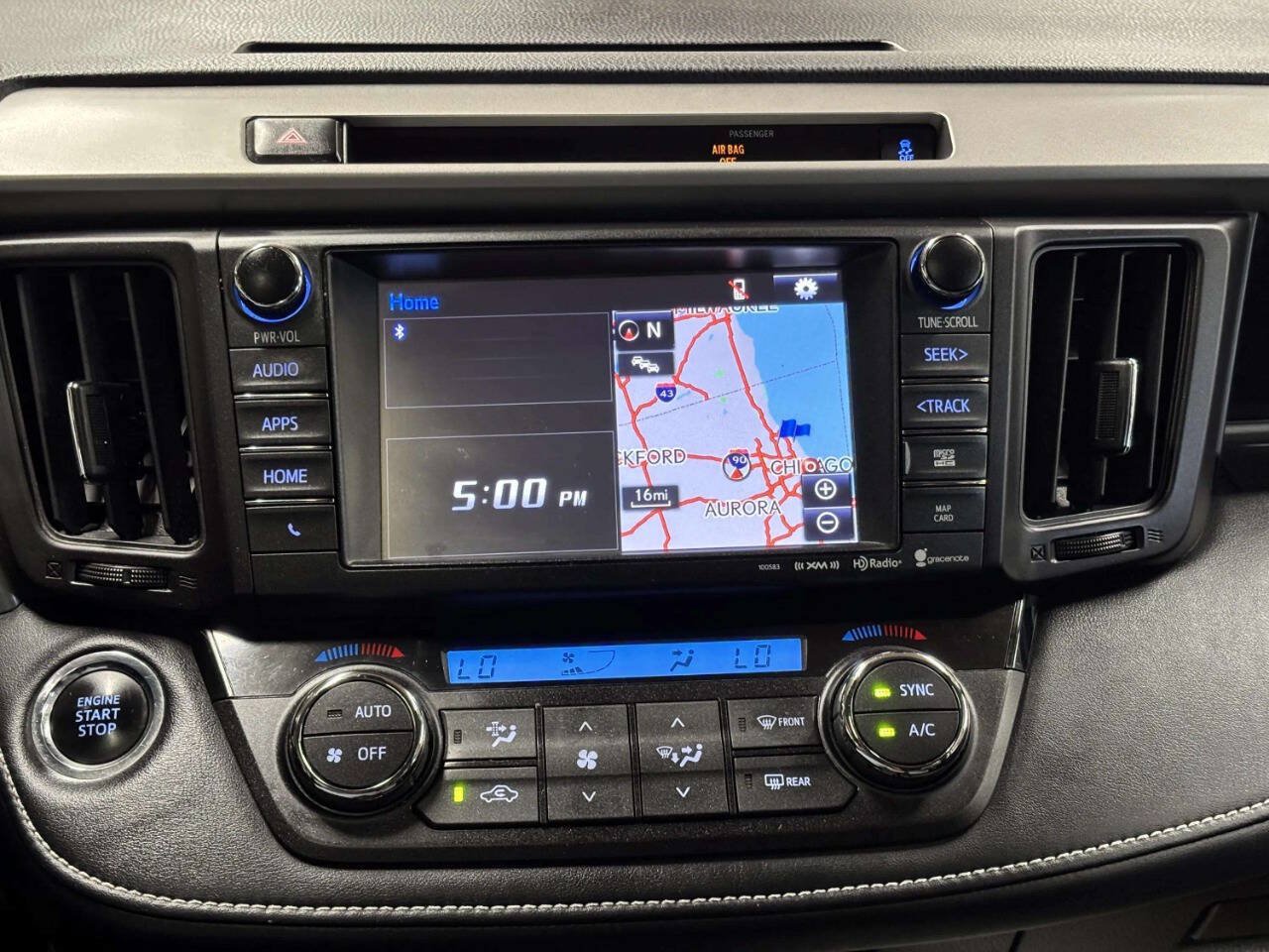 Used 2016 Toyota RAV4 Limited AWD/4WD image 28