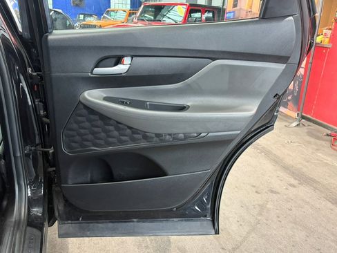 Used 2023 Hyundai Santa Fe SE AWD/4WD image 15