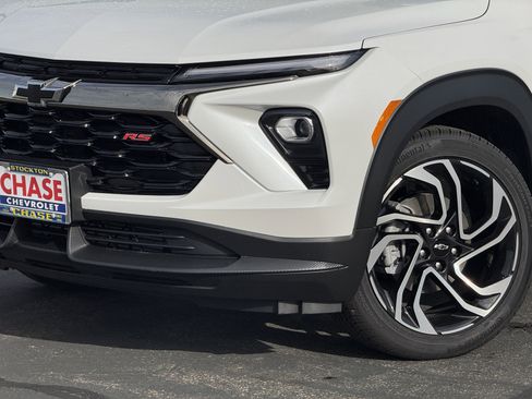 New 2026 Chevrolet TrailBlazer RS w/ Convenience Package image 3