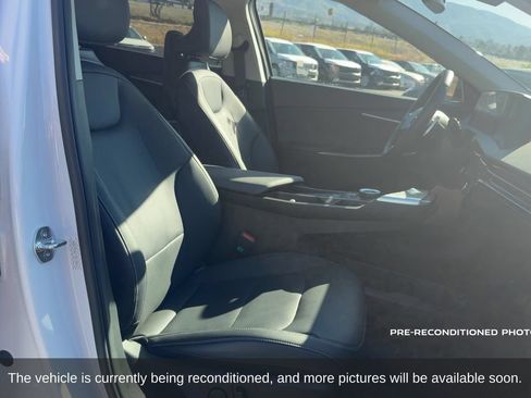 Used 2024 Kia EV6 Wind w/ Wind Technology Package AWD/4WD image 15