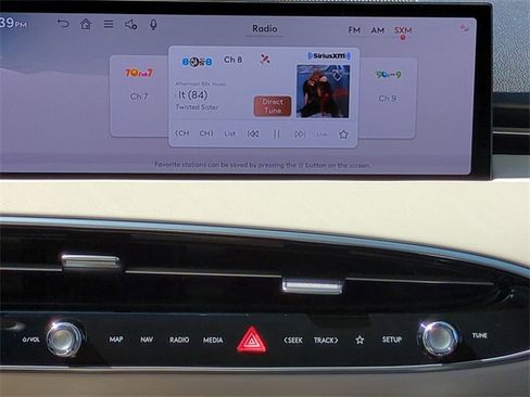 Certified 2026 Genesis GV70 2.5T Select image 16