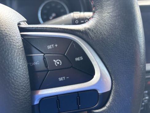 Used 2021 Jeep Renegade Trailhawk w/ Trailer Tow Group image 39