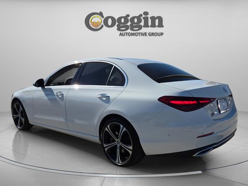 Used 2024 Mercedes-Benz C 300 Sedan image 4