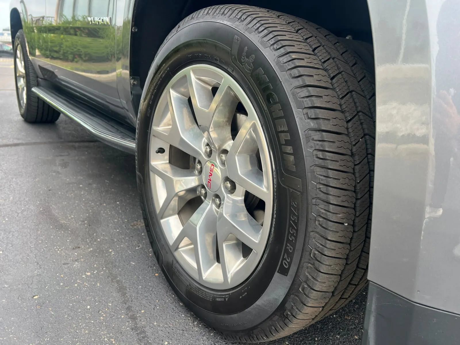 Used 2019 GMC Yukon SLT AWD/4WD image 14