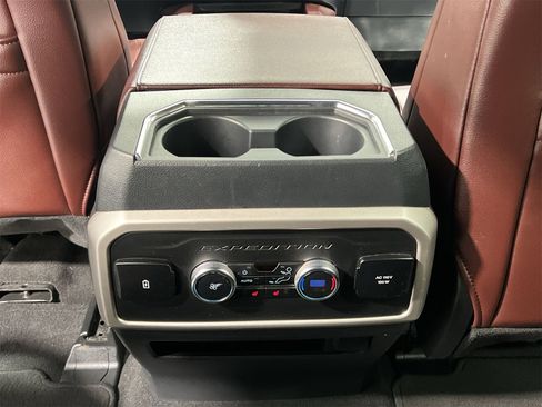 Used 2024 Ford Expedition Max Limited image 21