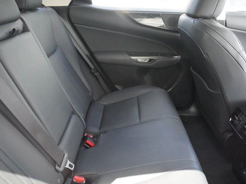 Used 2024 Lexus NX 350 AWD image 11